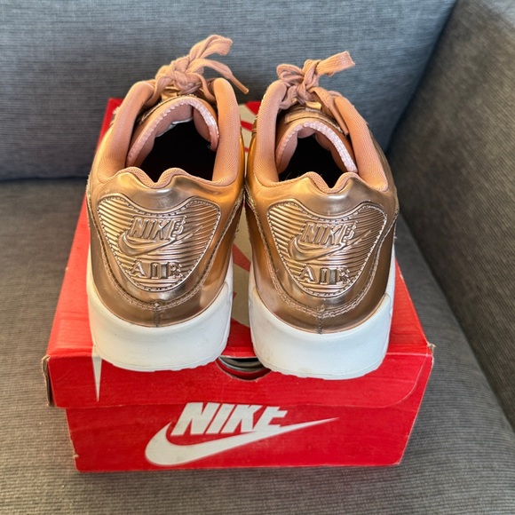Air Max 90 Rose Gold main image 4